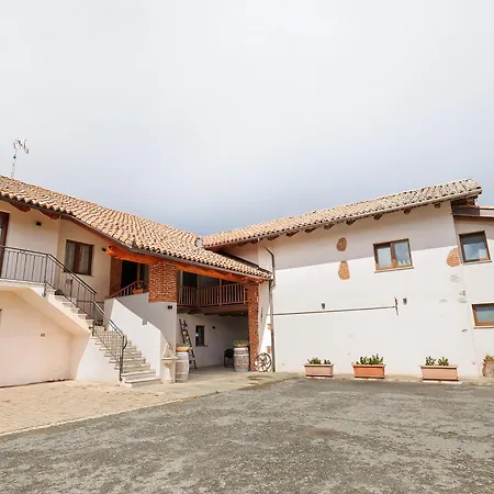 Al Campo Del Nocciolo -